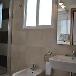 Amandi מלון או גרובה
