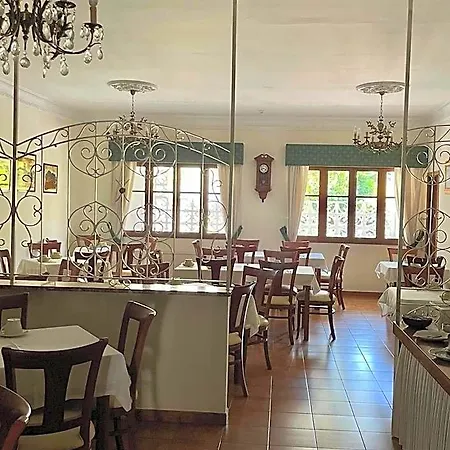 Amandi Otel 3*